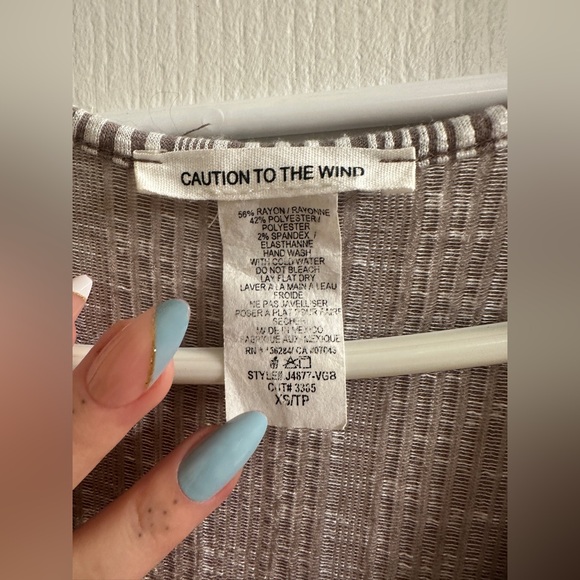 Caution to the wind jumpsuit - Picture 3 of 5